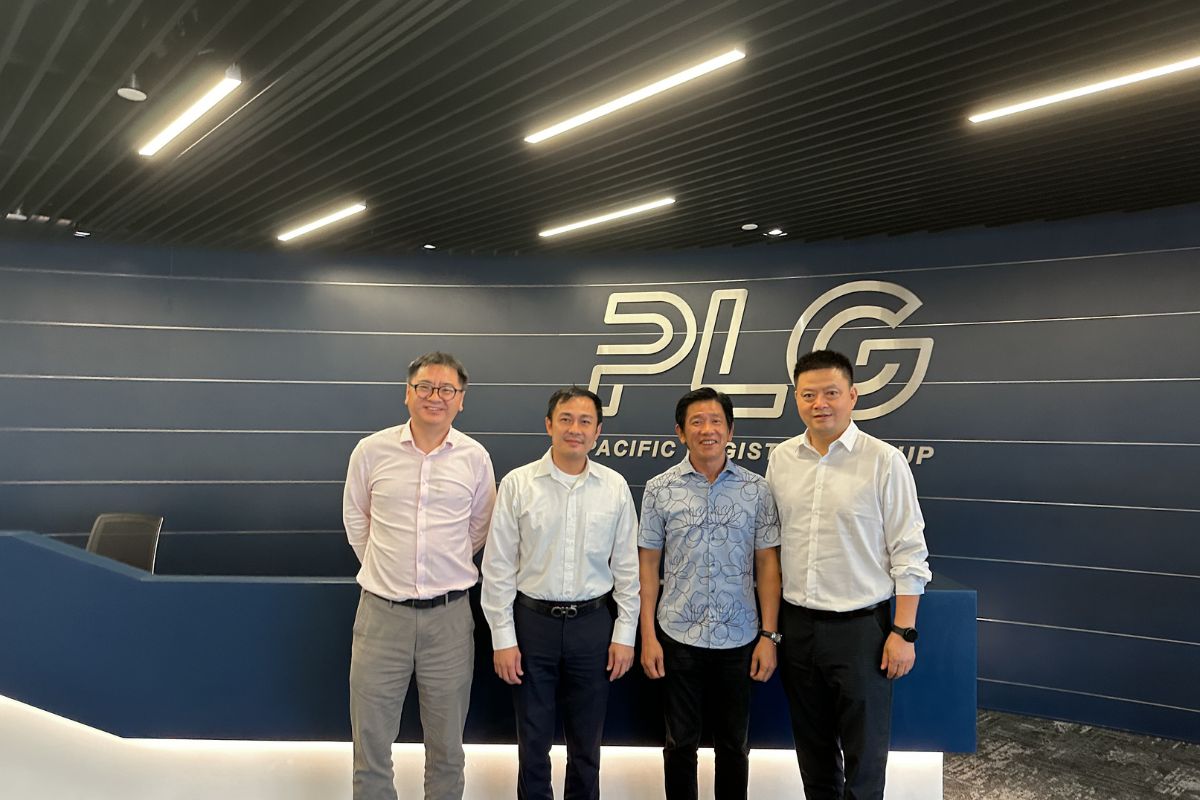 Sinotrans-PLG AGM Group Photo